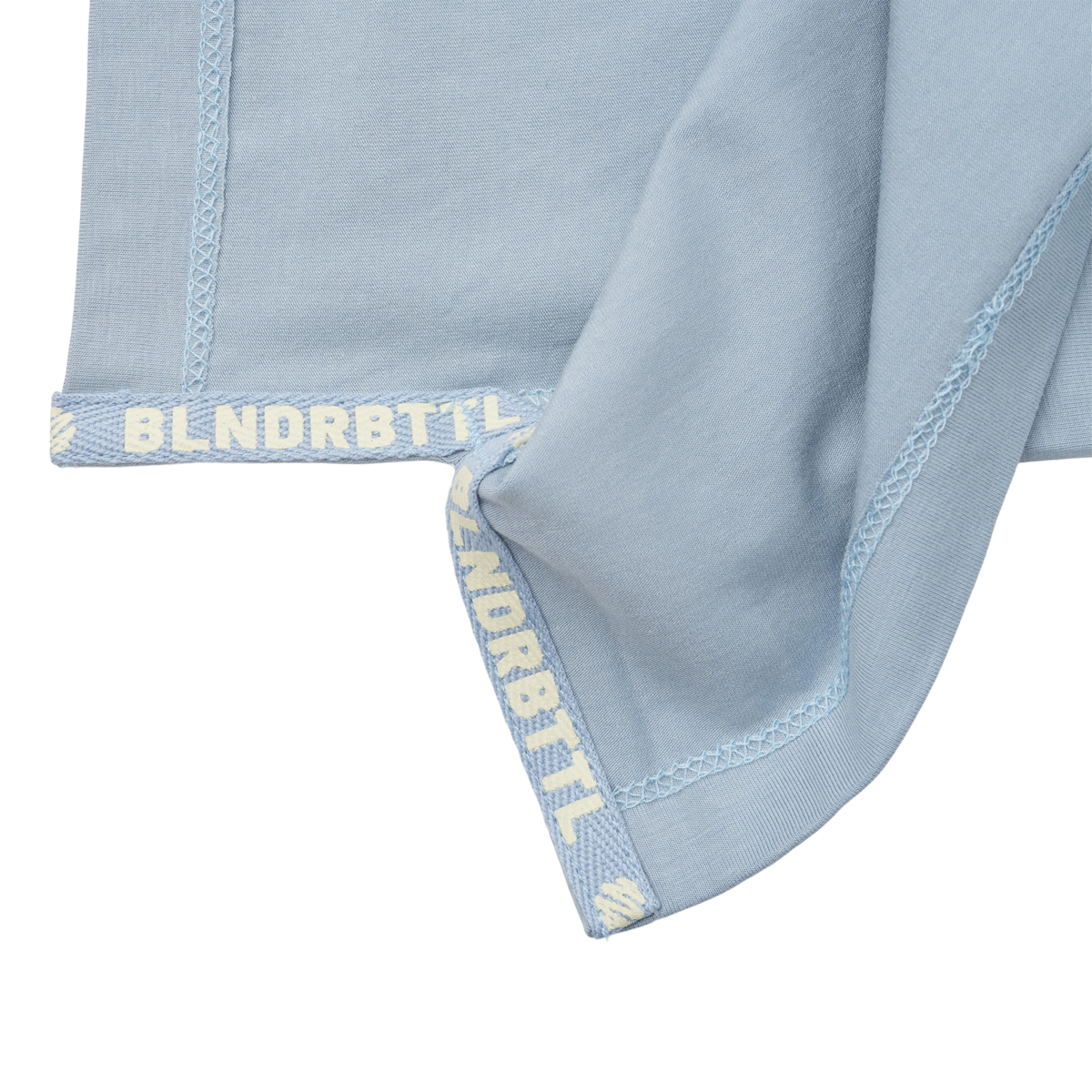 blenderbottle-essential-t-shirt-m4 BB-BlueShirtHem-3.png